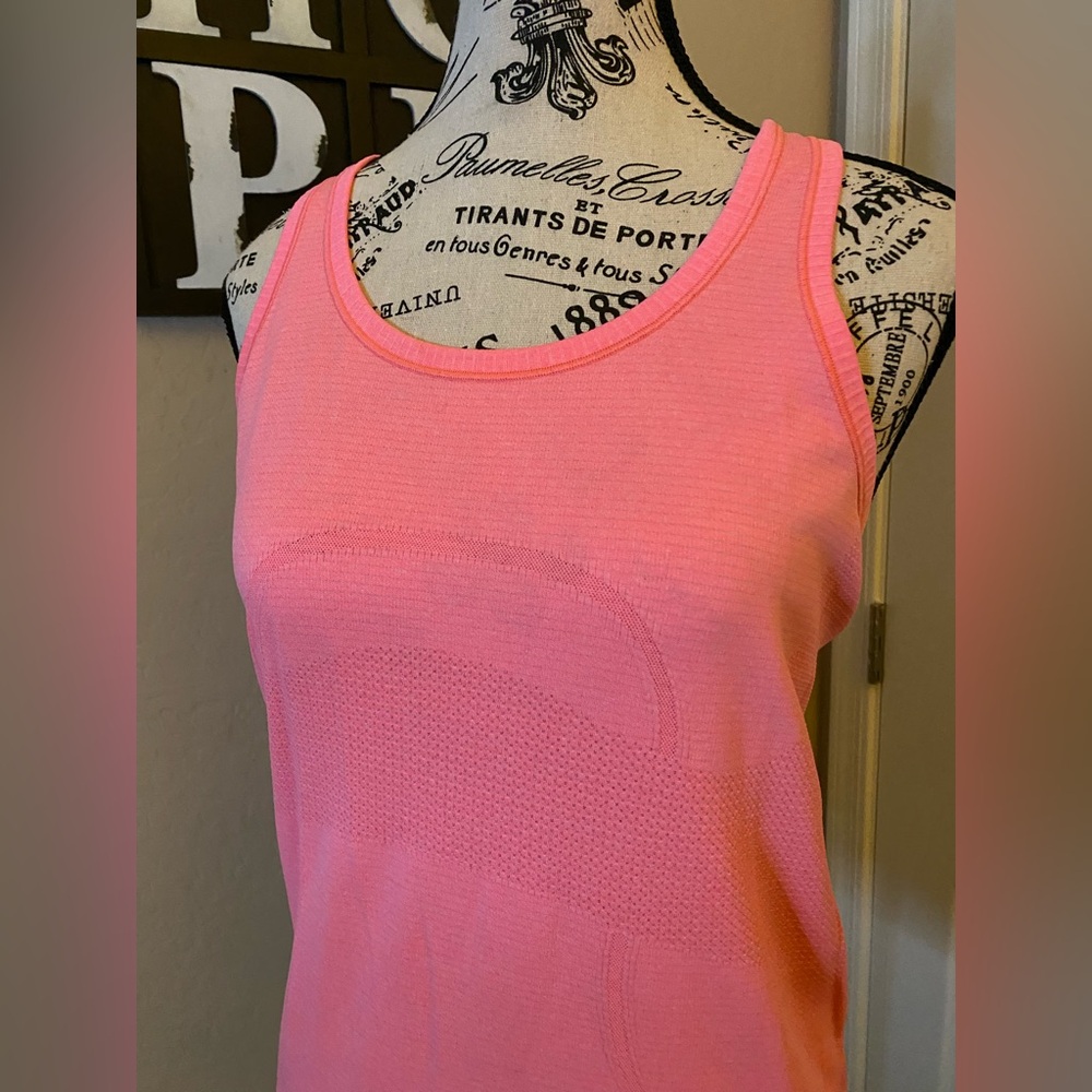Lululemon Swifty Tank - Size 8 - EUC - Pink 🩷 - Picture 2 of 6